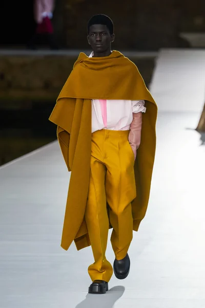 Look 31